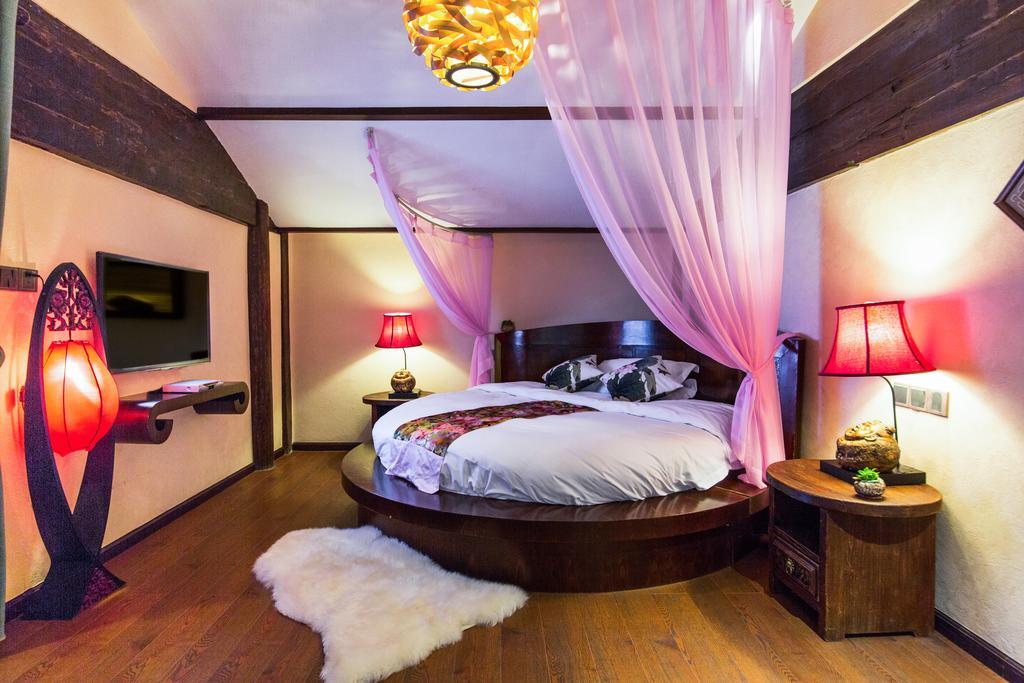 Lijiang Yuntian Palace Hotel Room photo