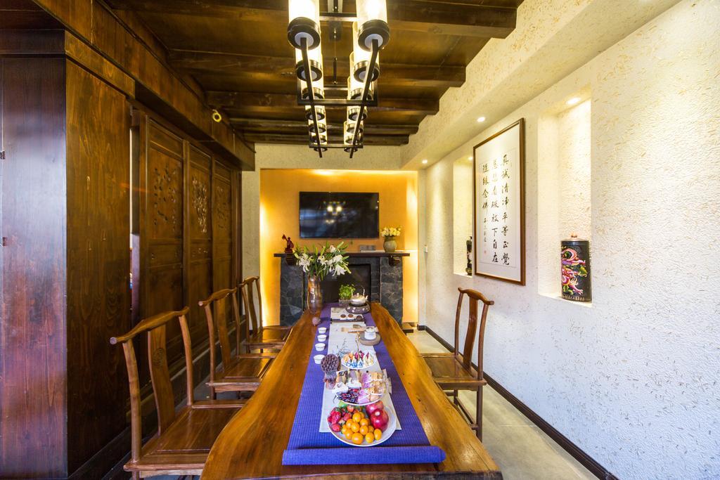 Lijiang Yuntian Palace Hotel Exterior photo