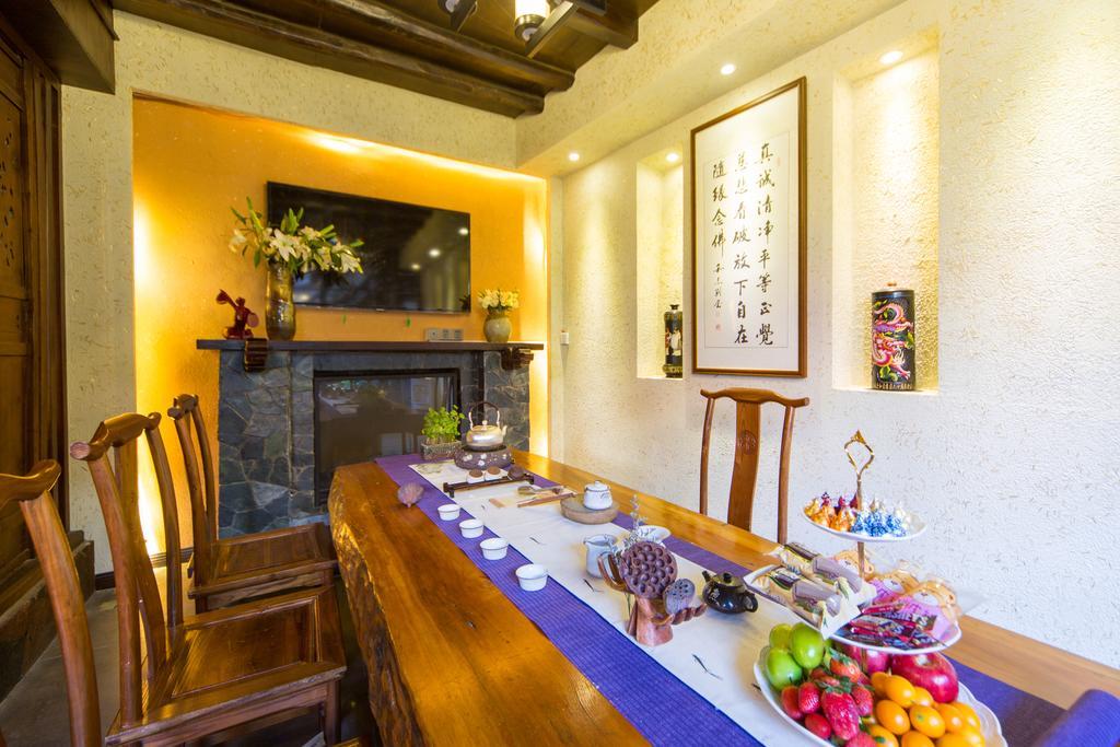 Lijiang Yuntian Palace Hotel Exterior photo