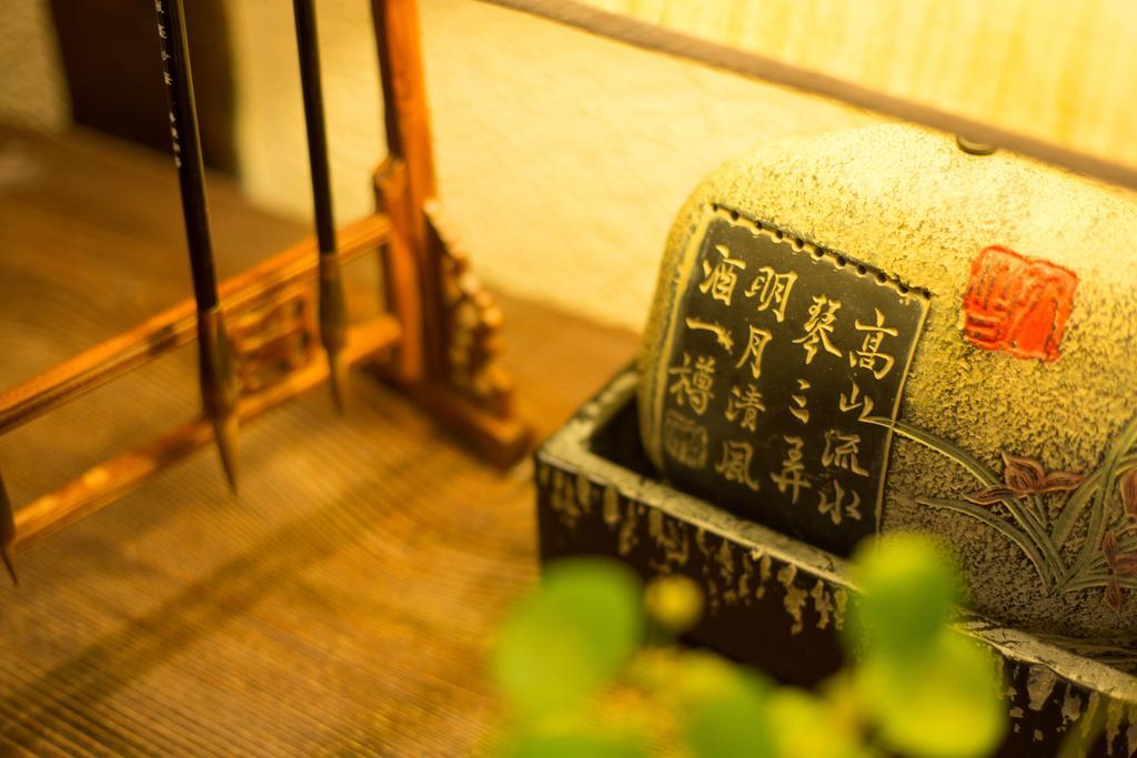 Lijiang Yuntian Palace Hotel Exterior photo