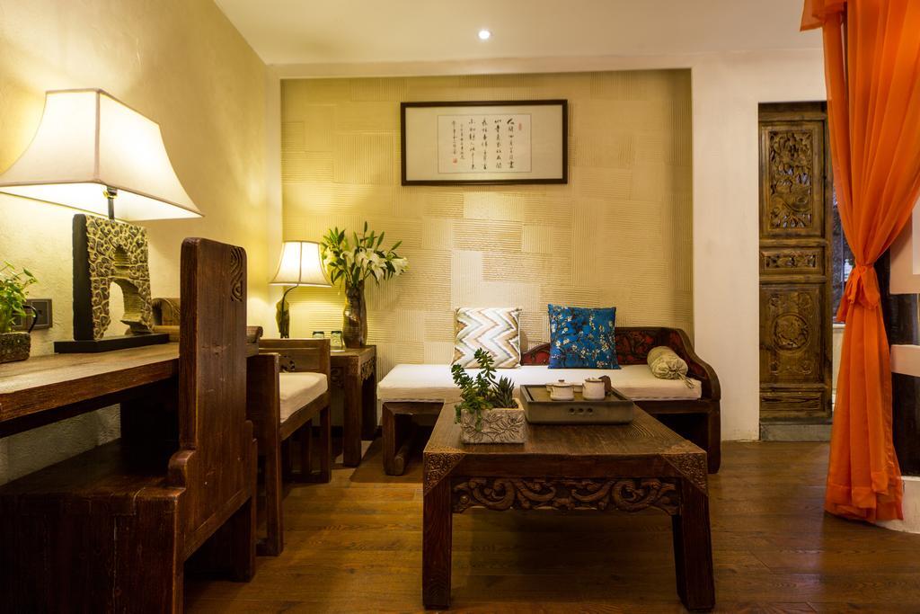Lijiang Yuntian Palace Hotel Room photo